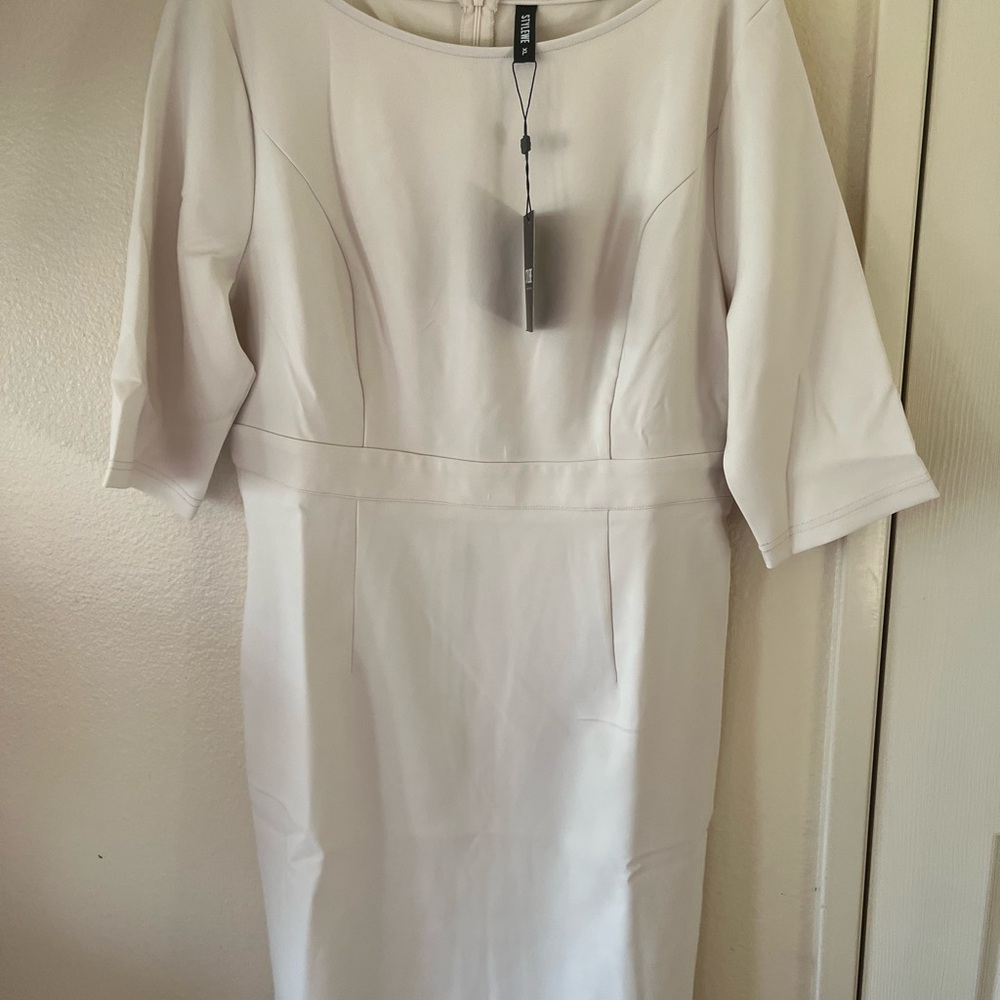 Elegant Boat Neck Sheath Dress